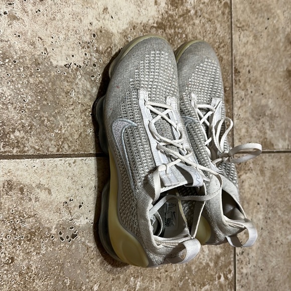nike vapor maxes worn a few times - Picture 1 of 2